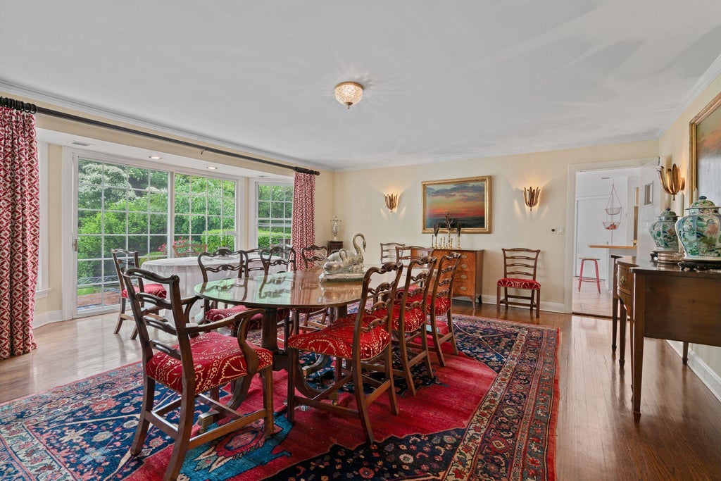 14 of 44 - 24 Wellington Road, Locust Valley, NY