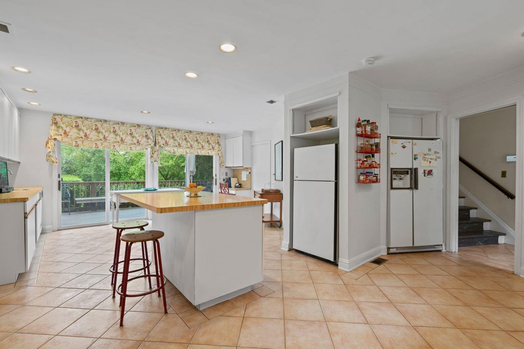 16 of 44 - 24 Wellington Road, Locust Valley, NY