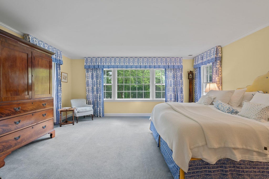 21 of 44 - 24 Wellington Road, Locust Valley, NY