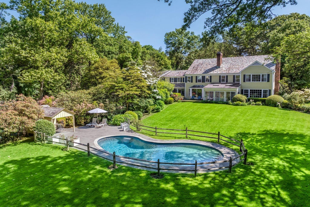 34 of 44 - 24 Wellington Road, Locust Valley, NY