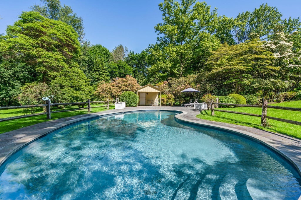 36 of 44 - 24 Wellington Road, Locust Valley, NY