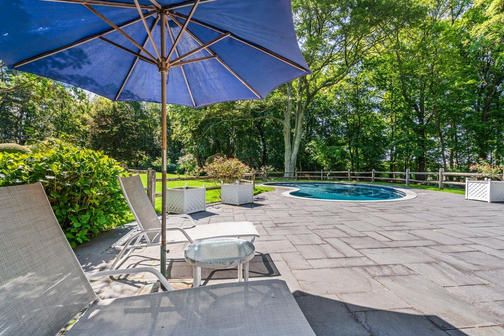 37 of 44 - 24 Wellington Road, Locust Valley, NY