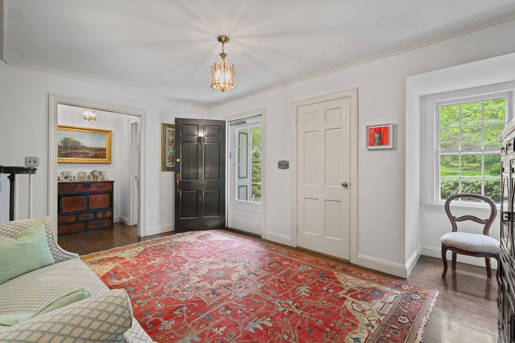 3 of 44 - 24 Wellington Road, Locust Valley, NY