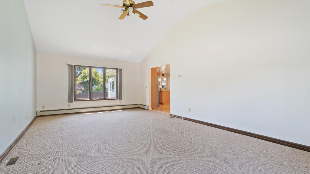 15 of 45 - 38 Perry Avenue, Bayville, NY