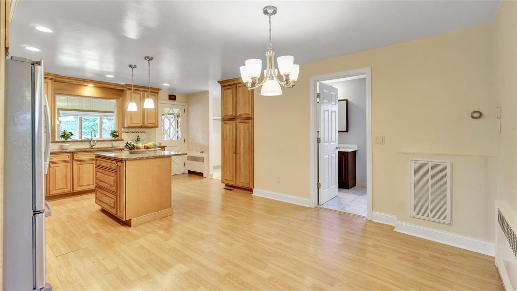 26 of 45 - 38 Perry Avenue, Bayville, NY