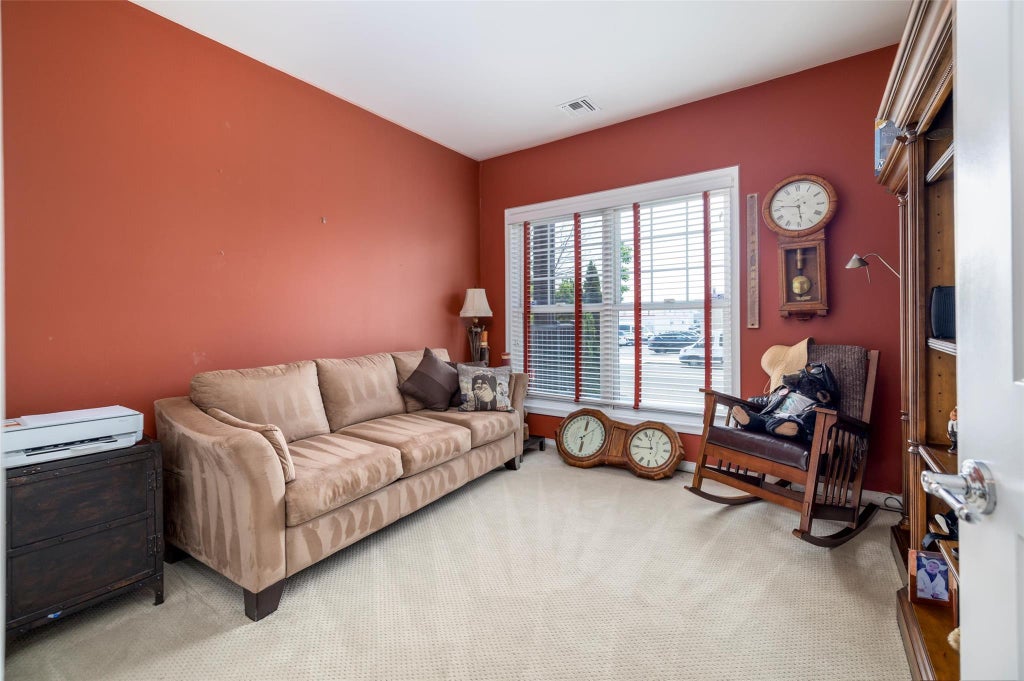 9 of 16 - 77 Maple Avenue # 101, Rockville Centre, NY