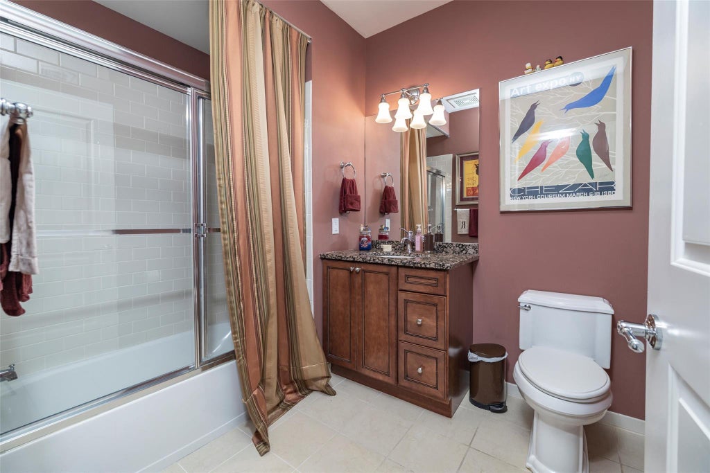 10 of 16 - 77 Maple Avenue # 101, Rockville Centre, NY