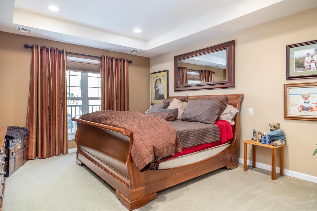 11 of 16 - 77 Maple Avenue # 101, Rockville Centre, NY