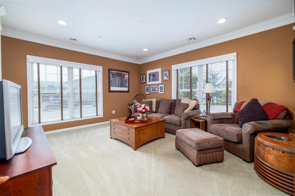 7 of 16 - 77 Maple Avenue # 101, Rockville Centre, NY