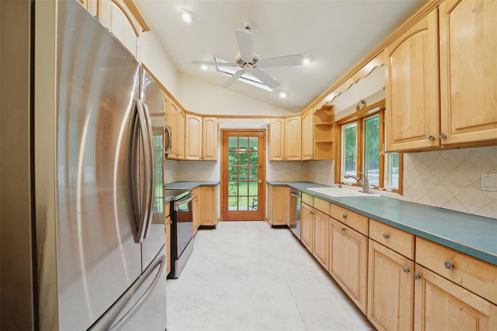 9 of 39 - 99 Furnace Dock Road, Croton-on-Hudson, NY