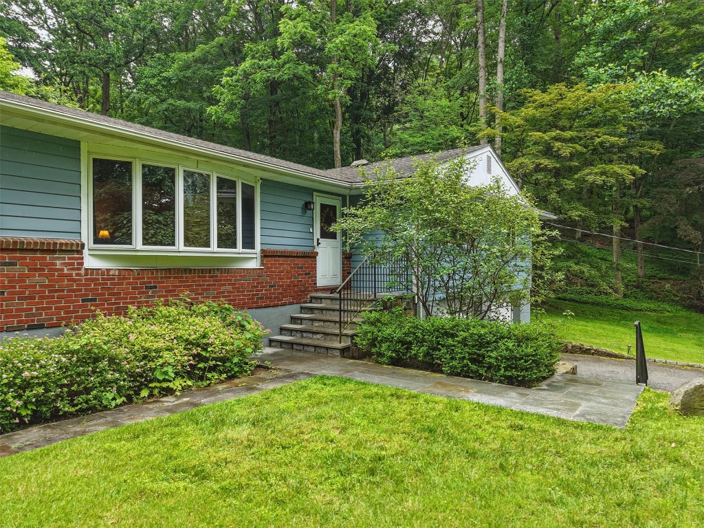 2 of 39 - 99 Furnace Dock Road, Croton-on-Hudson, NY