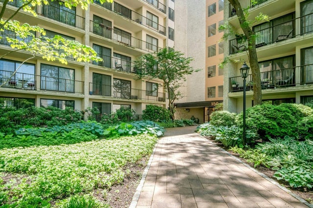 Photo of Listing #875230