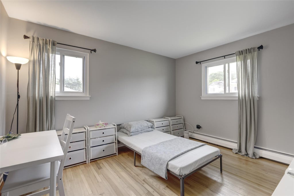13 of 23 - 7 Searington Drive, Syosset, NY