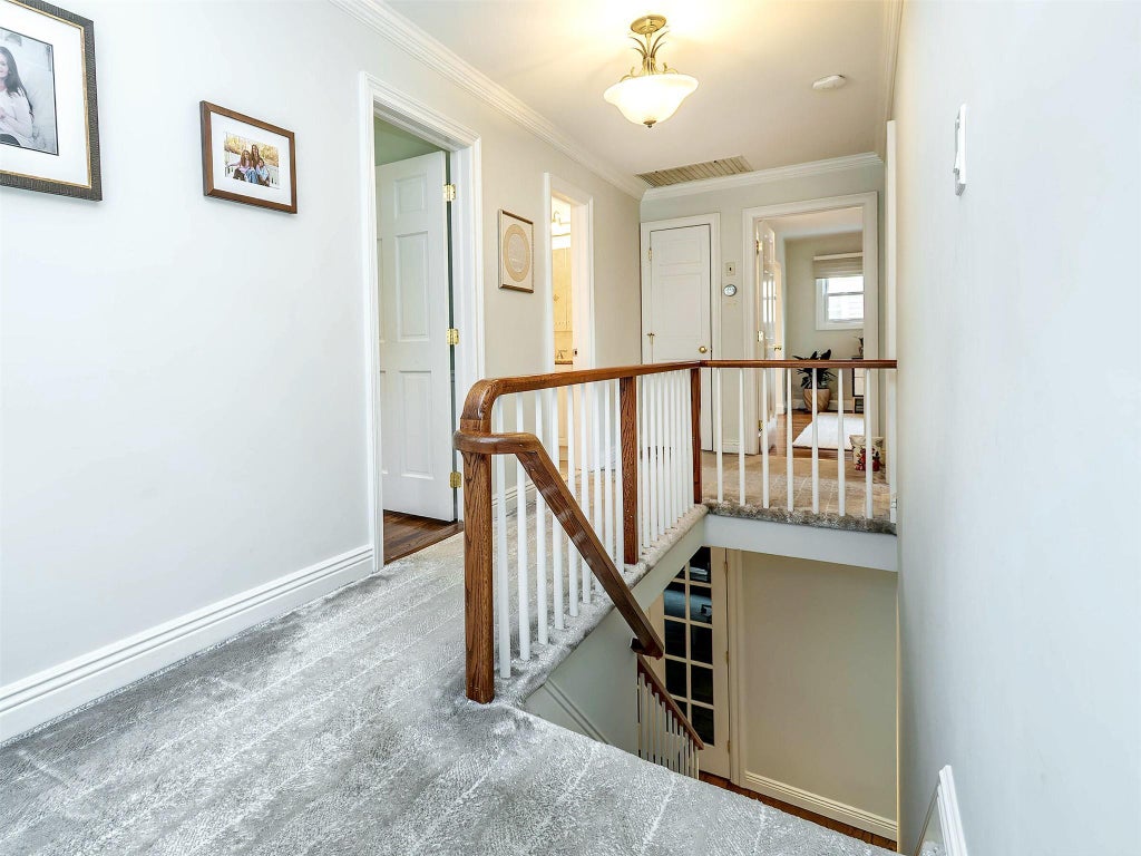 20 of 43 - 25 Schooner Lane, Port Washington, NY