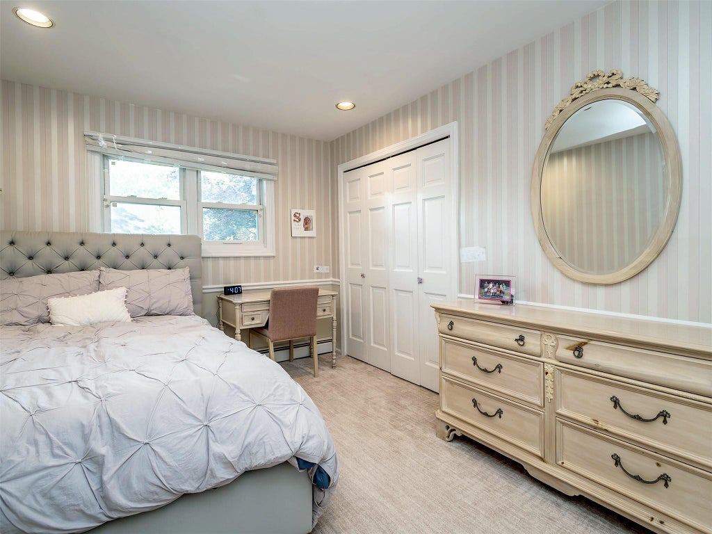 26 of 43 - 25 Schooner Lane, Port Washington, NY