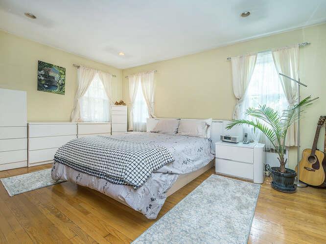 12 of 33 - 44 Glenwood Road, Glen Head, NY