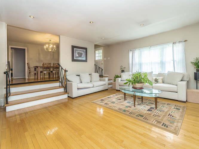 5 of 33 - 44 Glenwood Road, Glen Head, NY