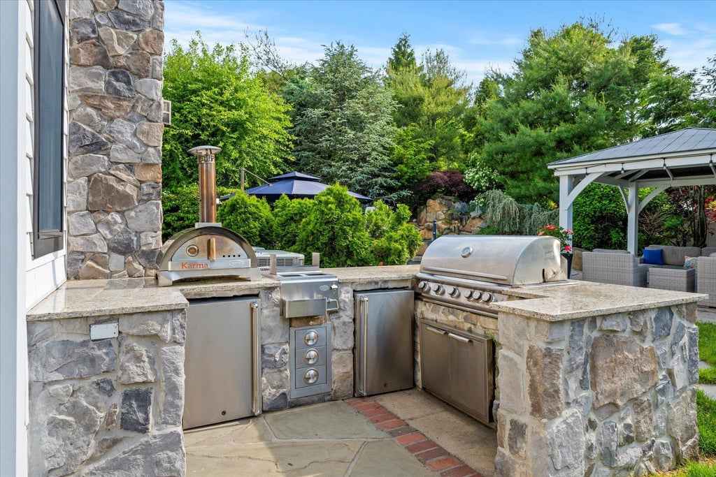 38 of 50 - 35 Sycamore Drive, East Moriches, NY