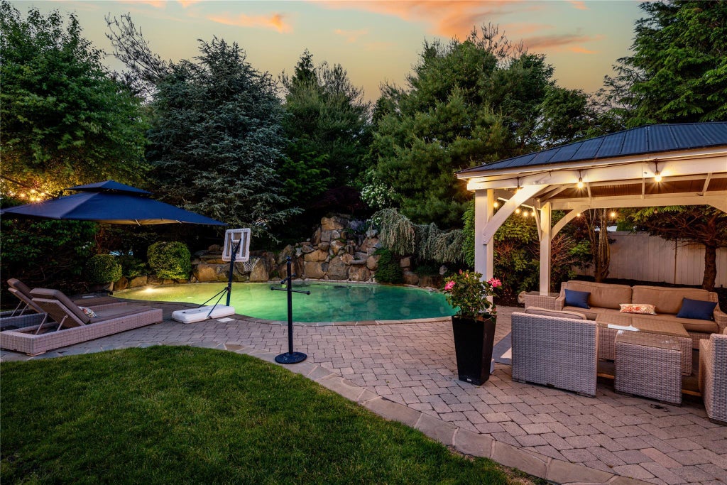 44 of 50 - 35 Sycamore Drive, East Moriches, NY