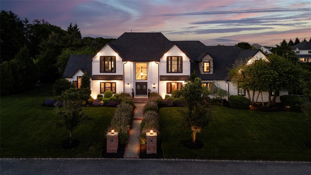 45 of 50 - 35 Sycamore Drive, East Moriches, NY