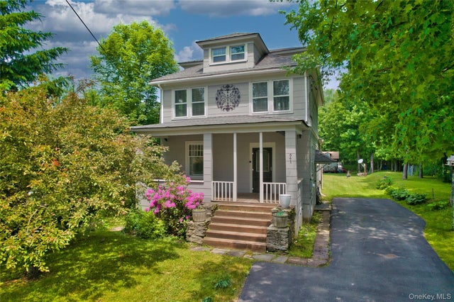 641 Debruce Road, Livingston Manor