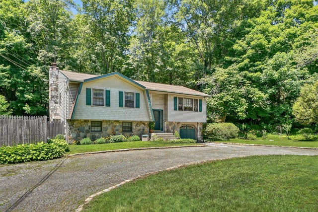 Photo of Listing #880197