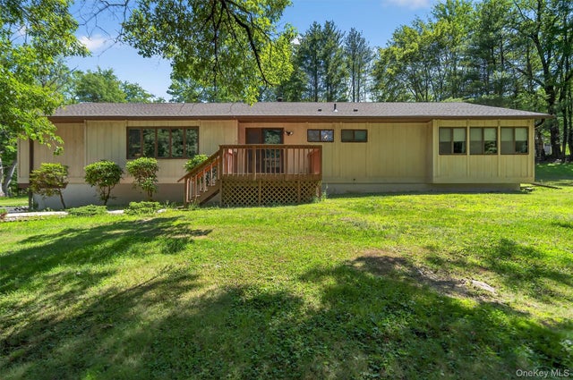 351 Ski Run Road, Bloomingburg