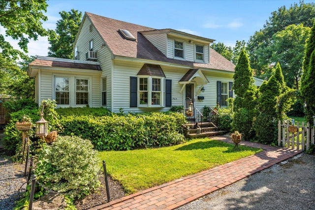 Photo of Listing #882787