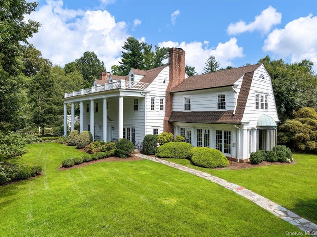 36 Revolutionary Road, Briarcliff Manor