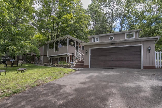 17 Northside Lane, Greenwood Lake