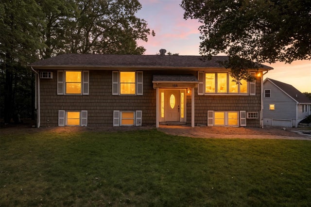 135 Lake Shore Drive E, Rock Hill