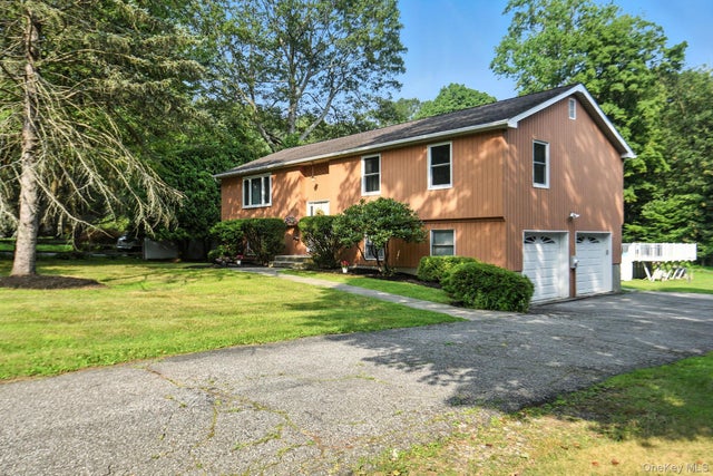 64 Dahlia Drive, Mahopac