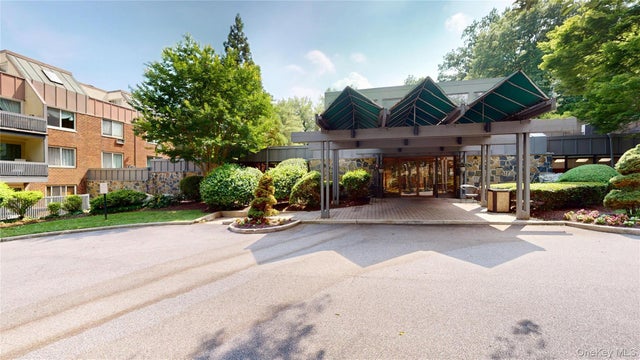 2 Fountain Lane # 2p, Scarsdale