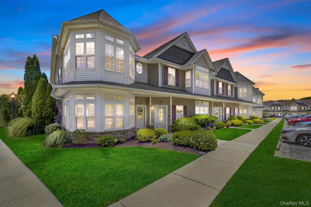 Photo of Listing #893569