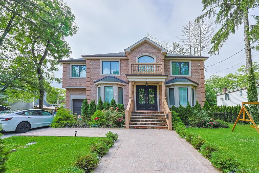 90 Baker Hill Road, Great Neck