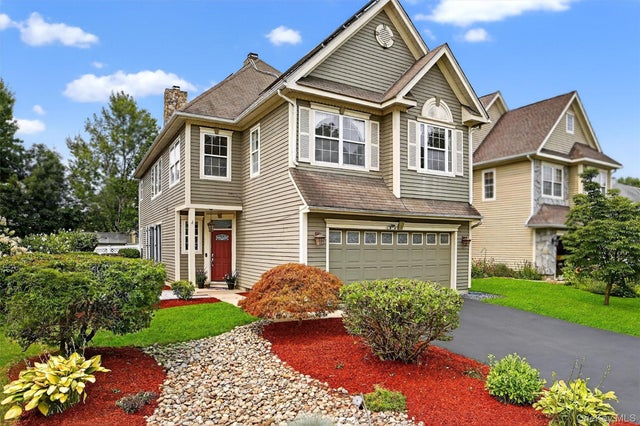 Photo of Listing #893656