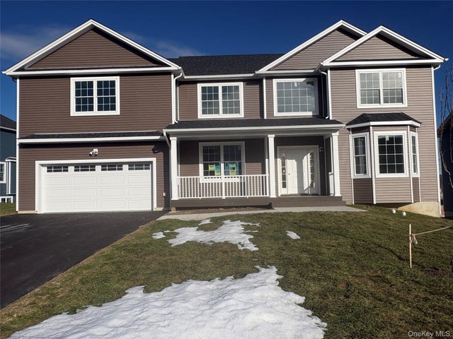 30 Dartmouth Drive, Poughkeepsie