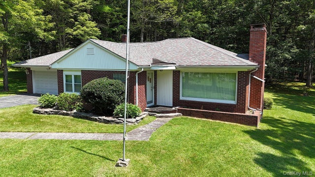 9568 State Route 97, Callicoon