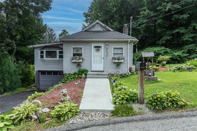 10 Jerome Drive, Brewster