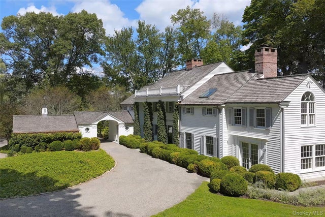 213 Baldwin Road, Bedford Corners