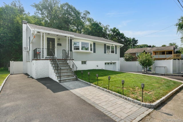 843 Lyle Court, Peekskill