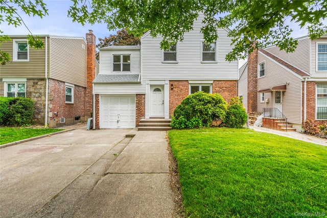 Photo of Listing #898188