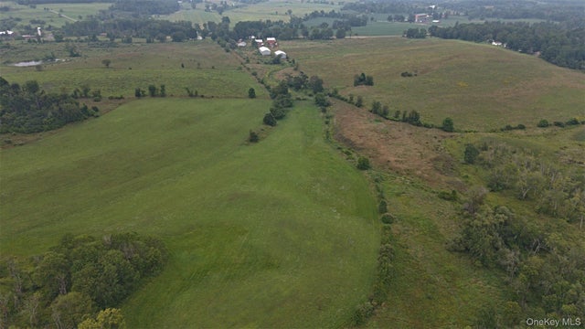 1820 County Route 7, Ancram