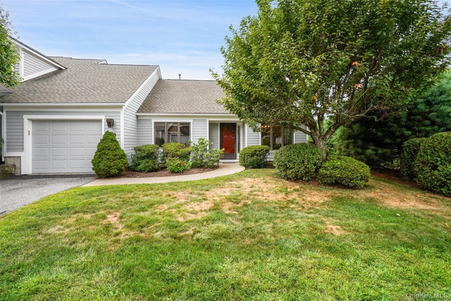 798 Heritage Hills Drive # D, Somers