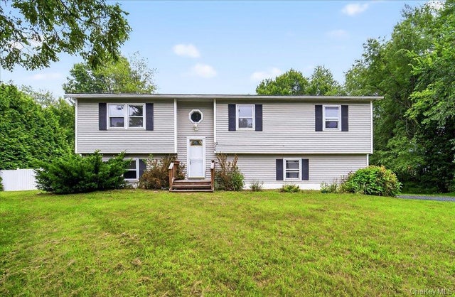 226 Knoth Road, Wallkill