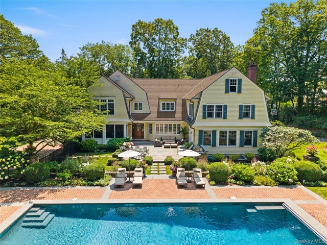 65 Garden Road, Scarsdale