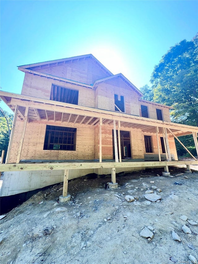 1 Bolger Court, Newburgh