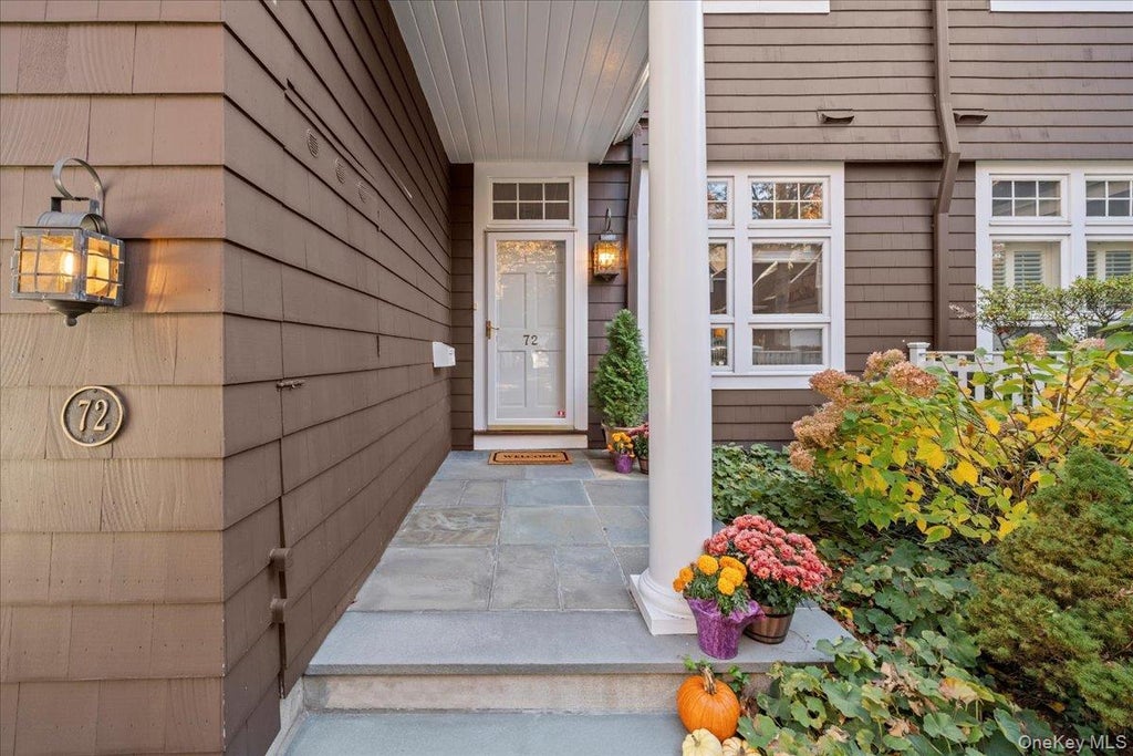 10 Old Jackson Avenue # 72, Hastings-on-Hudson