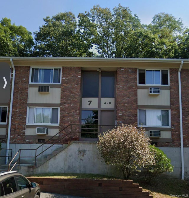 Photo of Listing #904731