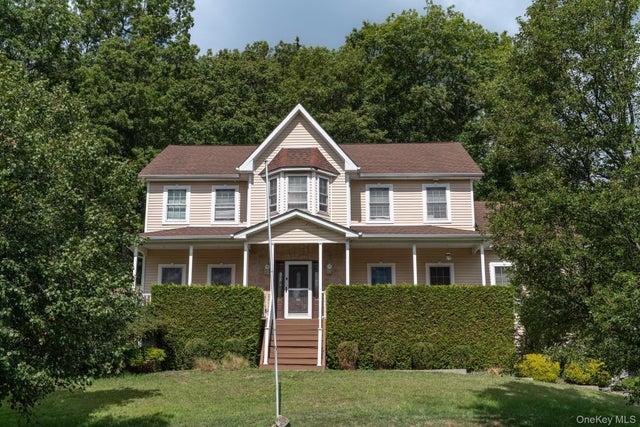 115 Brigadoon Boulevard, Highland Mills